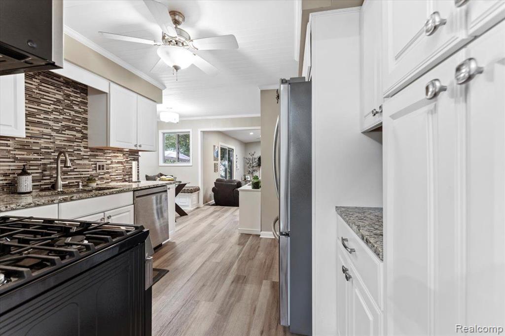 8441 Concord Road, Grosse Ile, MI 48138 — Photo 10