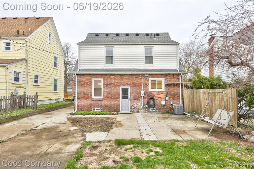 831 W Breckenridge Street, Ferndale, MI 48220 — Photo 52