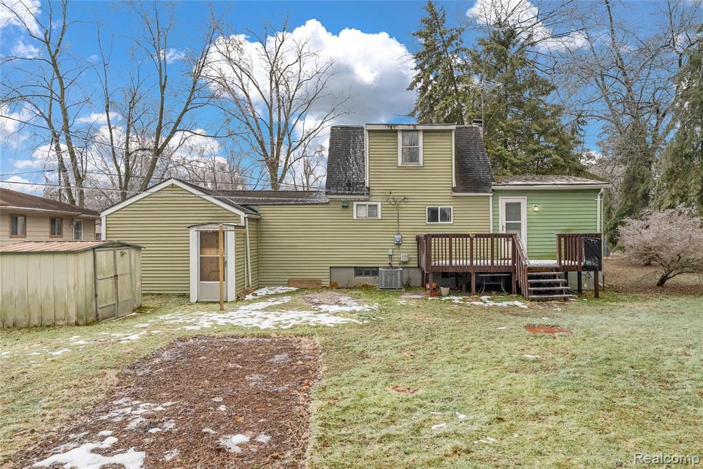 6522 Saline Drive, Waterford, MI 48329 — Photo 25