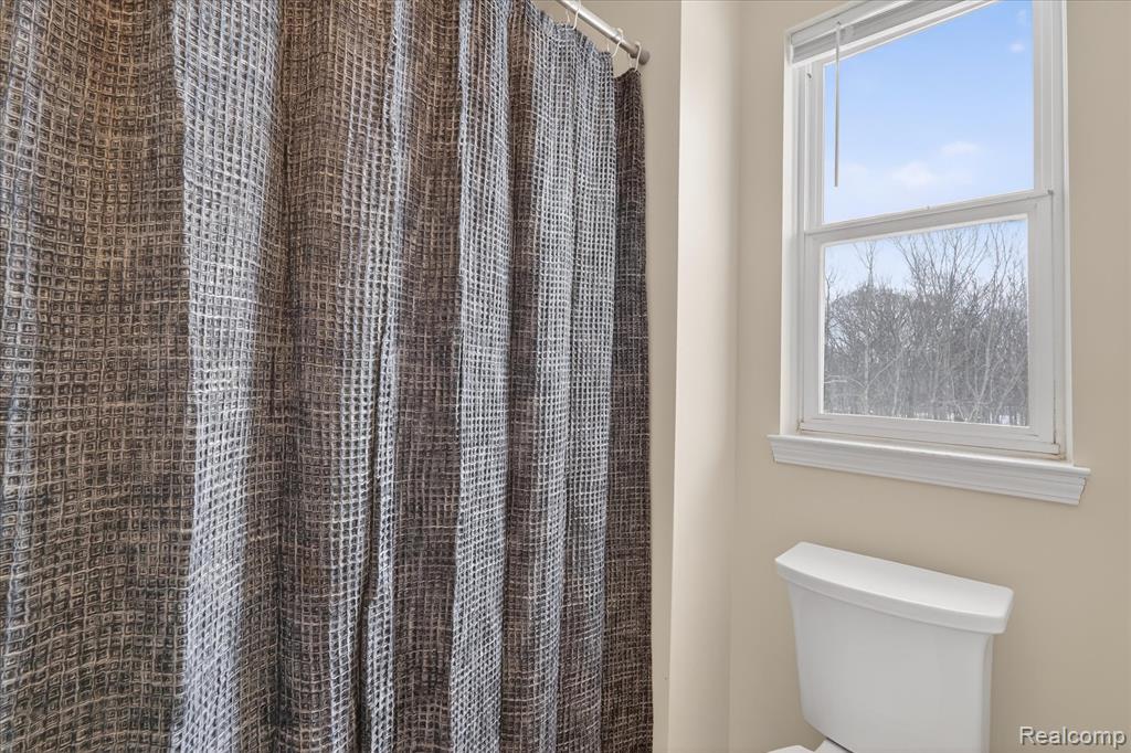 5120 Meadow Crest Circle, Holly, MI 48442 — Photo 32