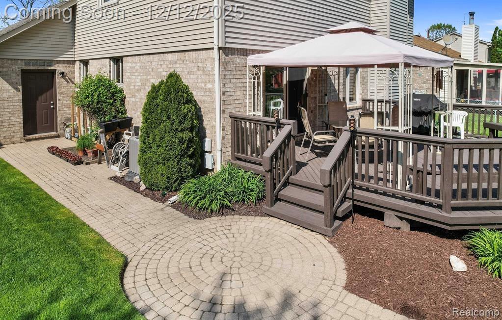 40051 Finley Drive, Canton, MI 48188 — Photo 5