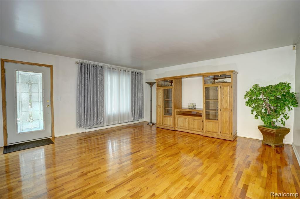 2971 Welland Drive, Saginaw, MI 48601 — Photo 17