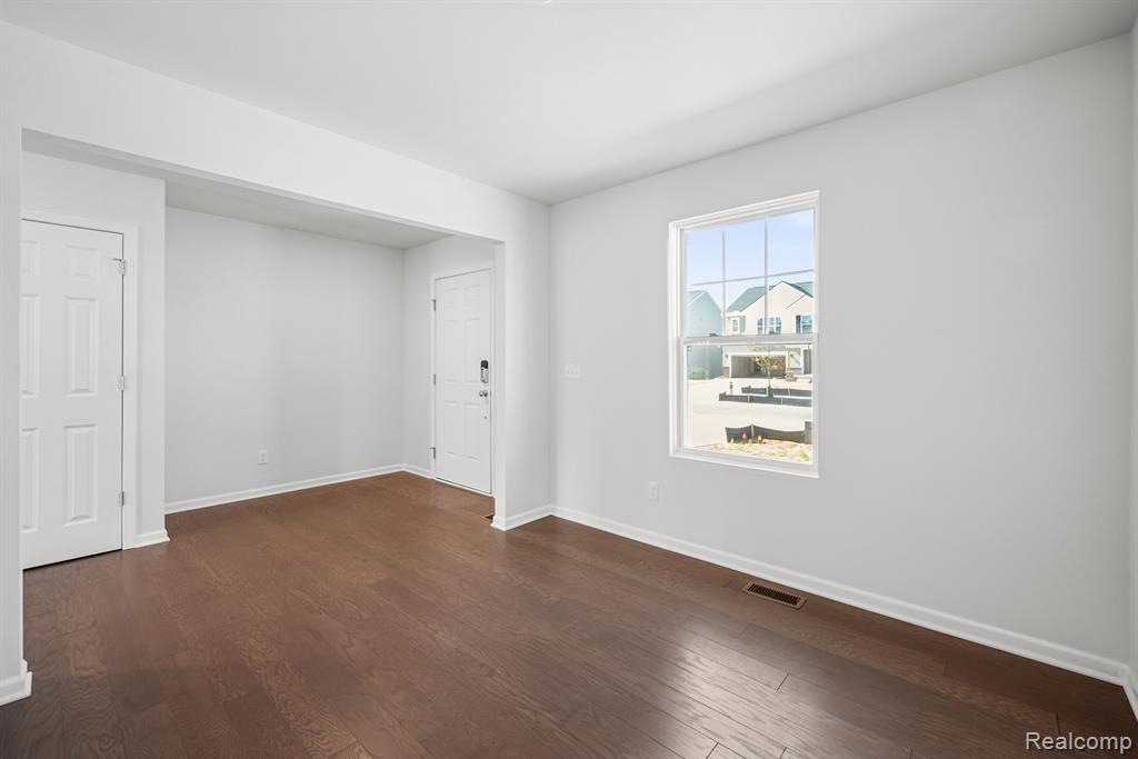 378 Edge Brook, Holly, MI 48442 — Photo 12