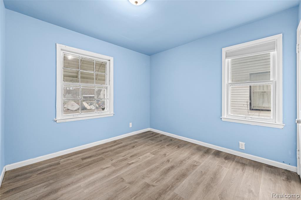 20290 Bradford Street, Detroit, MI 48205 — Photo 5