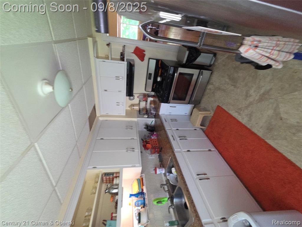 4137 Huron Street, Dearborn Heights, MI 48125 — Photo 3