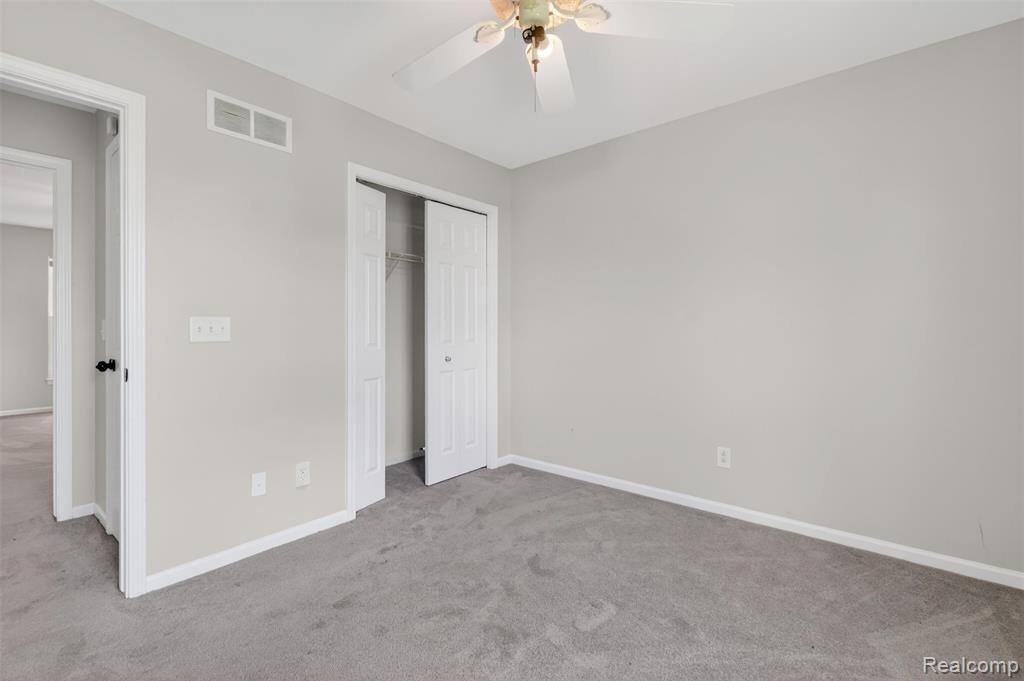 4642 Pond Run, Canton, MI 48188 — Photo 35