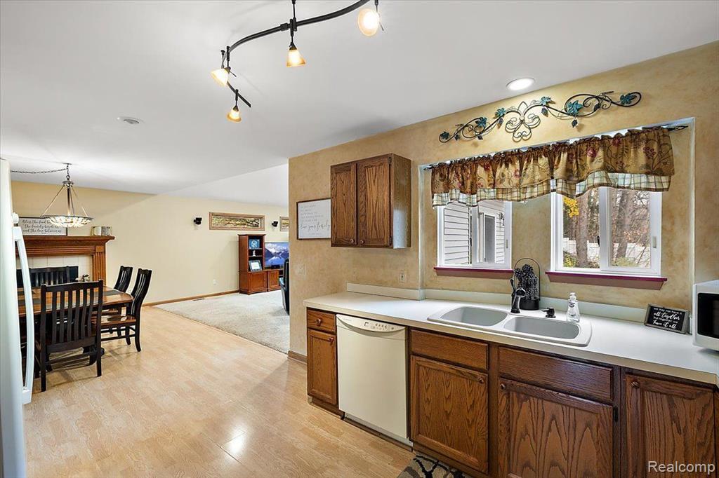 480 Timberwood Trail, Ortonville, MI 48462 — Photo 24