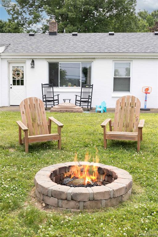 3976 Saginaw Trail, Waterford, MI 48329 — Photo 28