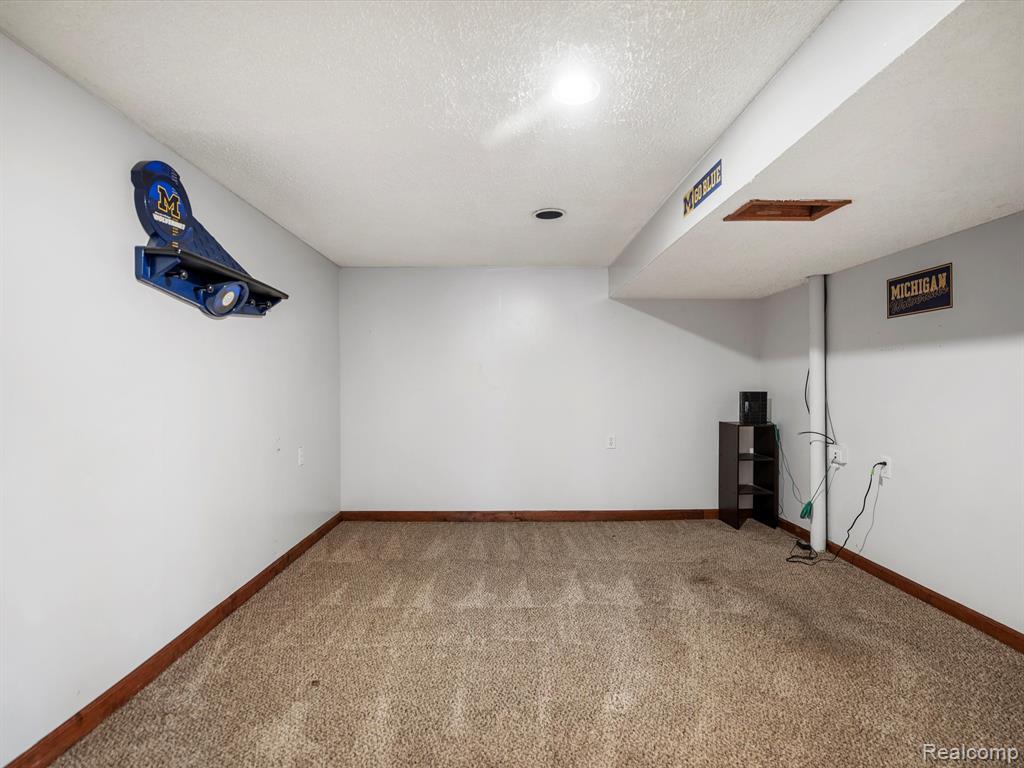 7912 DONNA Street, Westland, MI — Photo 16