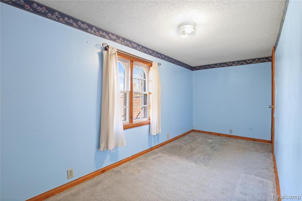 7163 Burpee Road, Grand Blanc, MI 48439 — Photo 31