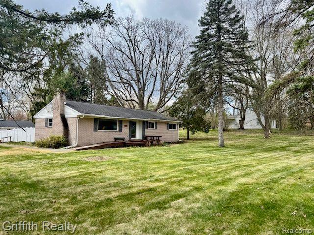 6055 Waldon Rd., Clarkston, MI — front exterior