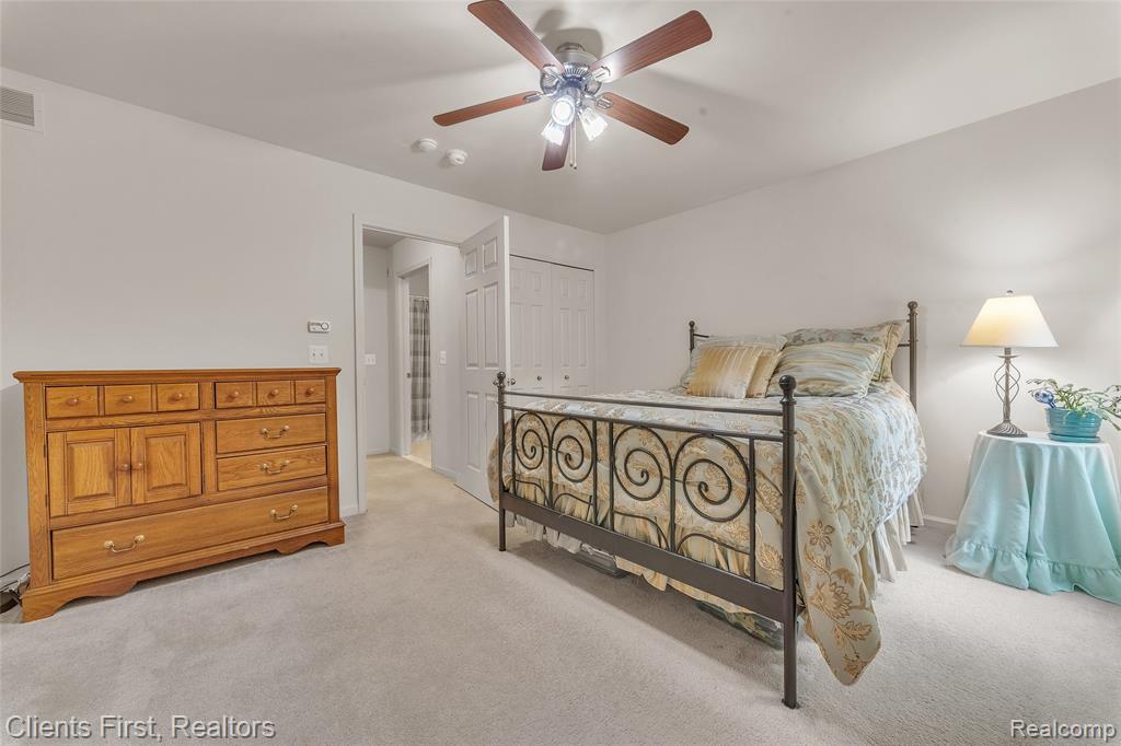 530 CONCORD Drive, Canton, MI 48188 — Photo 28