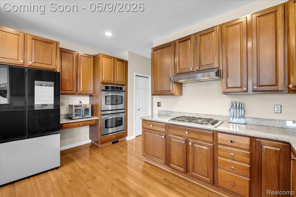 3881 High Grove Way, Lake Orion, MI — Photo 13