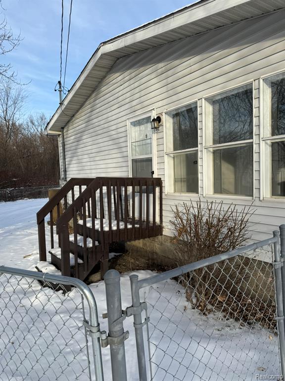 5249 Lapeer Road, Burton, MI 48509 — Photo 2