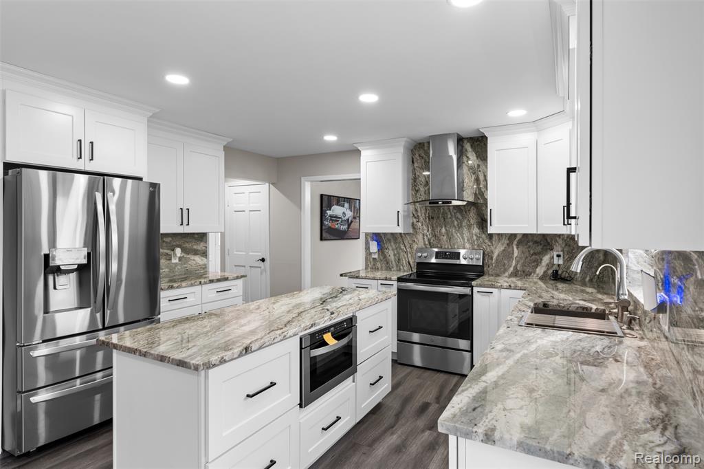 5615 Woodmire Drive, Shelby Twp, MI 48316 — Photo 17