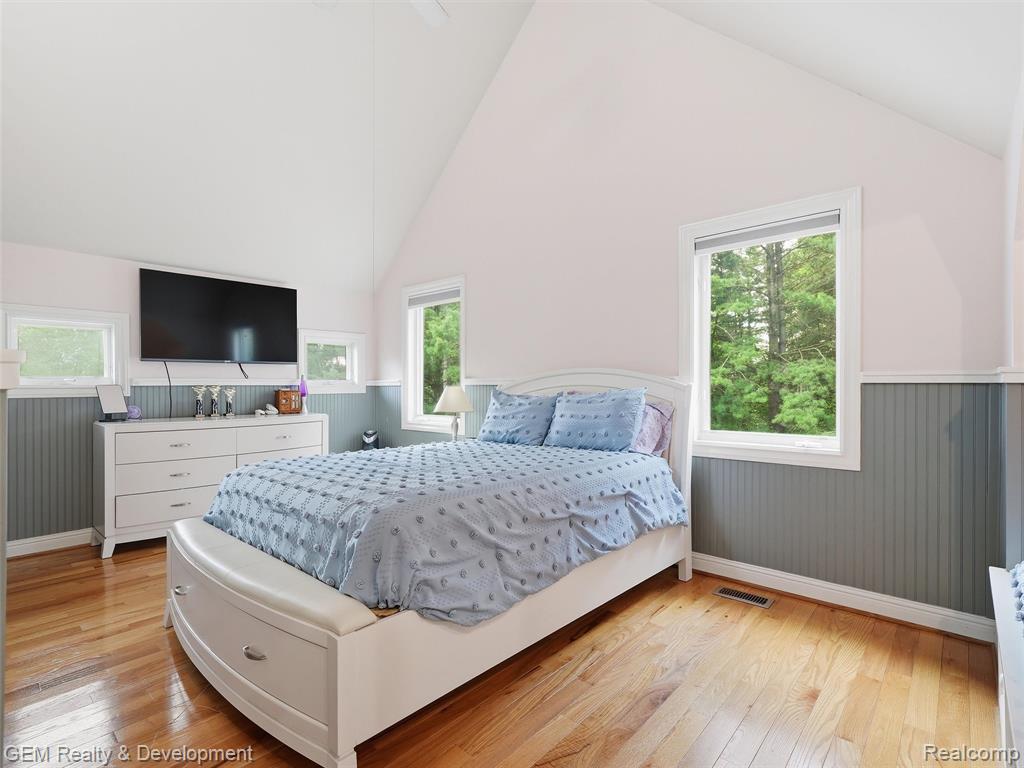 45625 W 9 Mile Road, Novi, MI — Photo 40