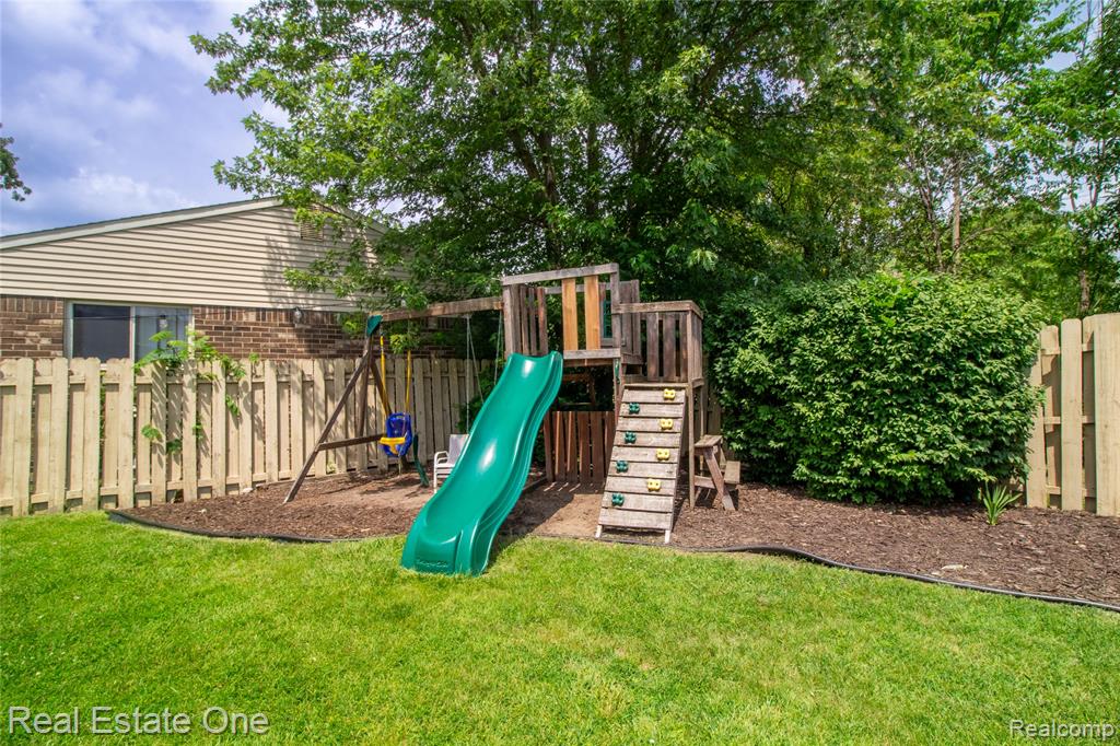 44220 Saltz Road, Canton, MI 48187 — Photo 21