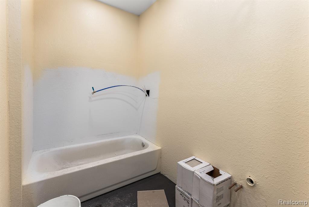 5393 SEEBALDT Street, Detroit, MI 48204 — Photo 22