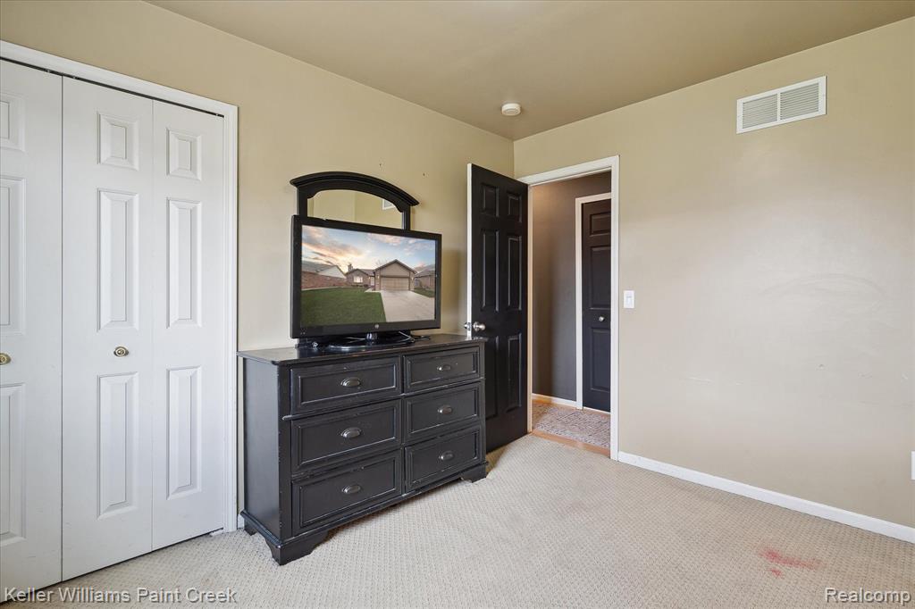 46044 ROYAL Drive, Chesterfield, MI — Photo 26