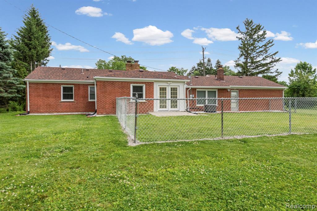 4165 Crooks Road, Troy, MI 48098 — Photo 26