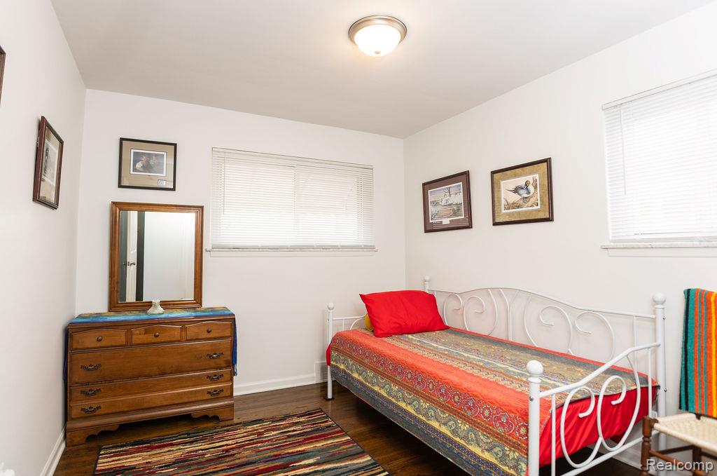 24636 Almond Avenue, Eastpointe, MI 48021 — Photo 22