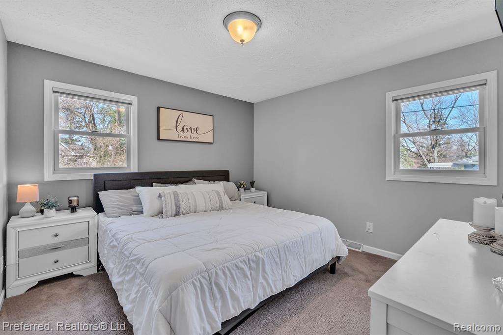 9514 CORNELL Avenue, Clarkston, MI 48348 — Photo 21
