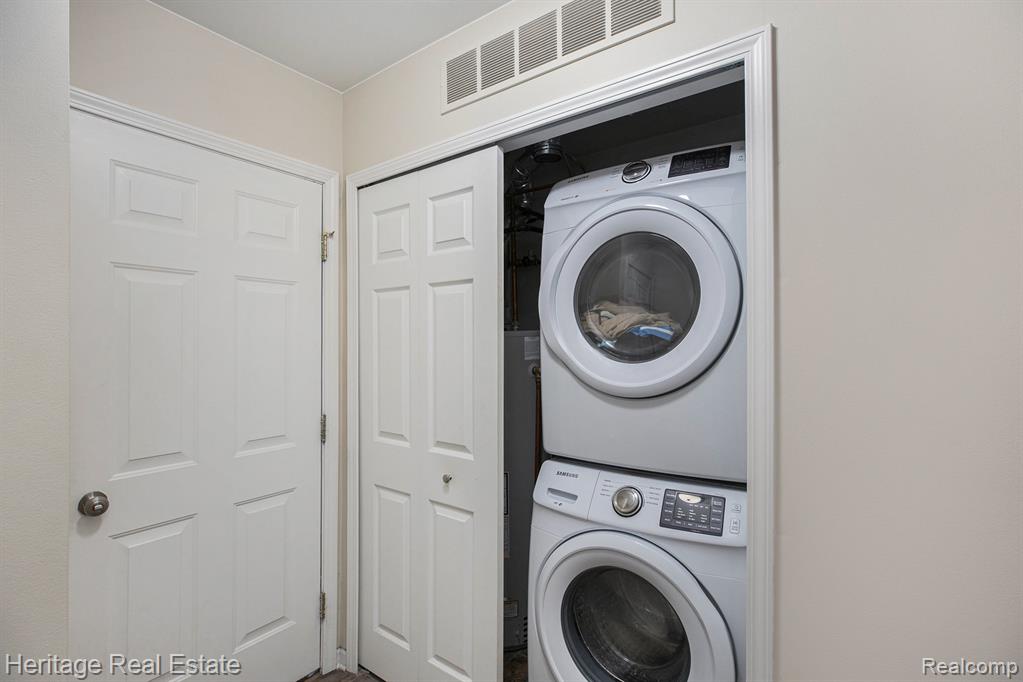 53105 Providence Drive, Shelby Twp, MI 48316 — Photo 11