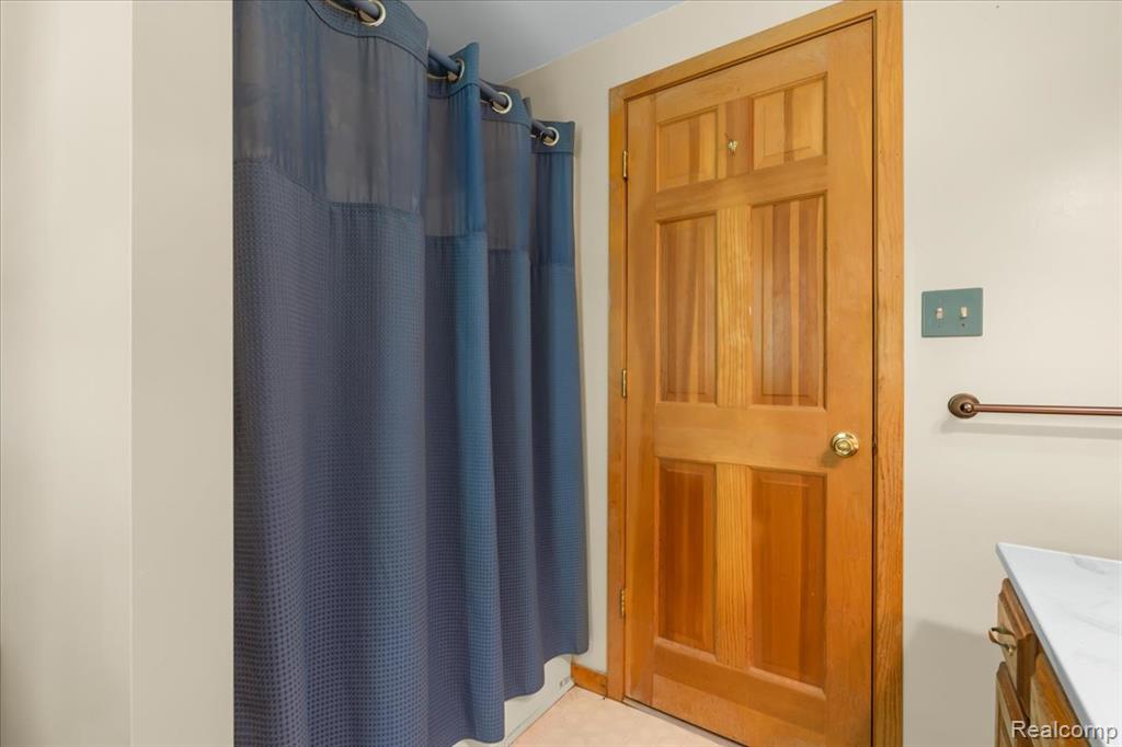 4710 Ormond Road, Davisburg, MI 48350 — Photo 24