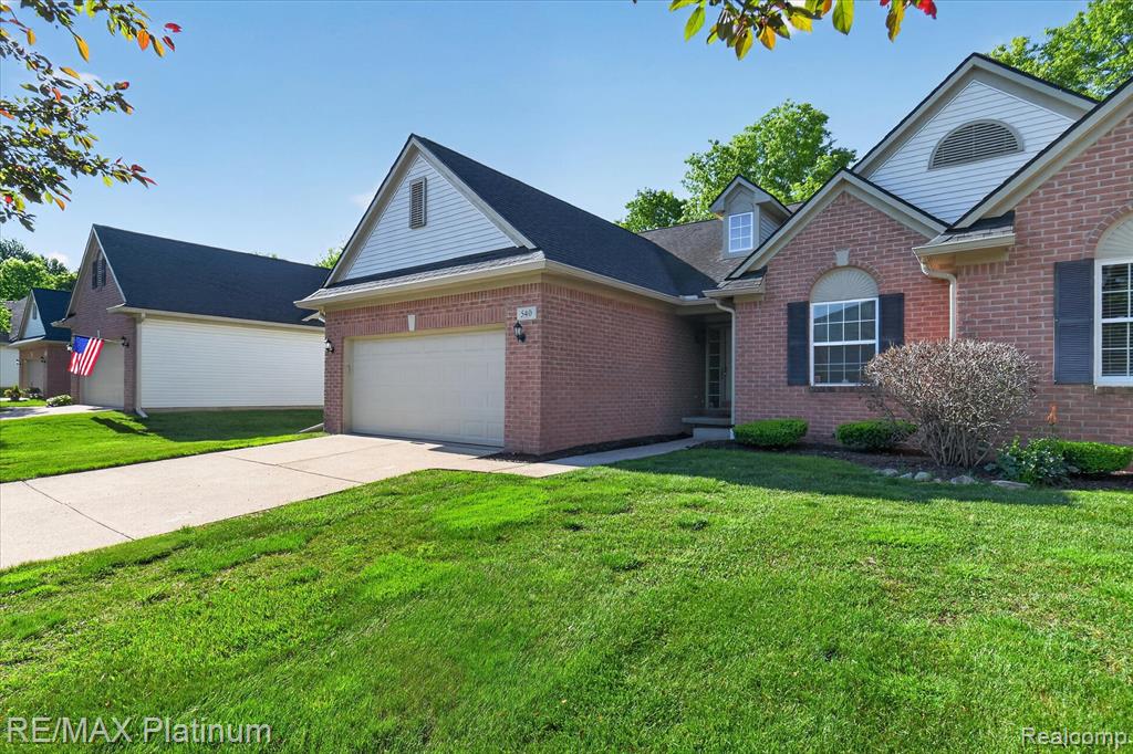 540 Snowfall Court, Howell, MI 48843 — front exterior
