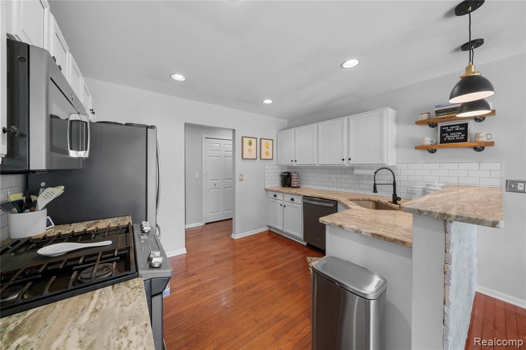 46173 Rocker Drive, Macomb, MI 48044 — Photo 5