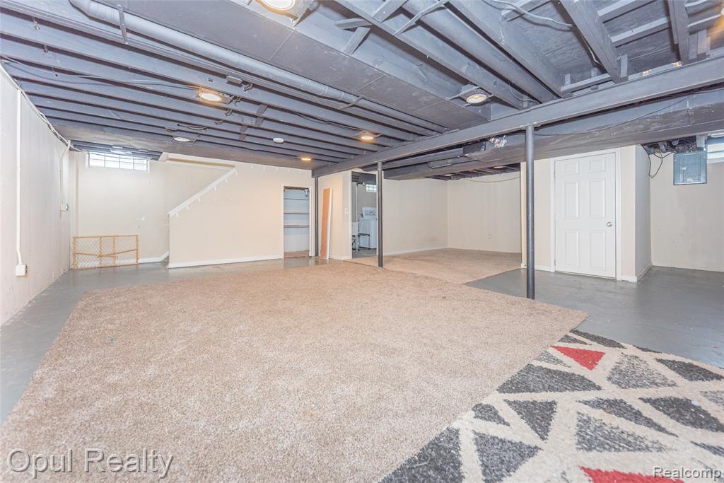 8234 Perrin Avenue, Westland, MI — Photo 24