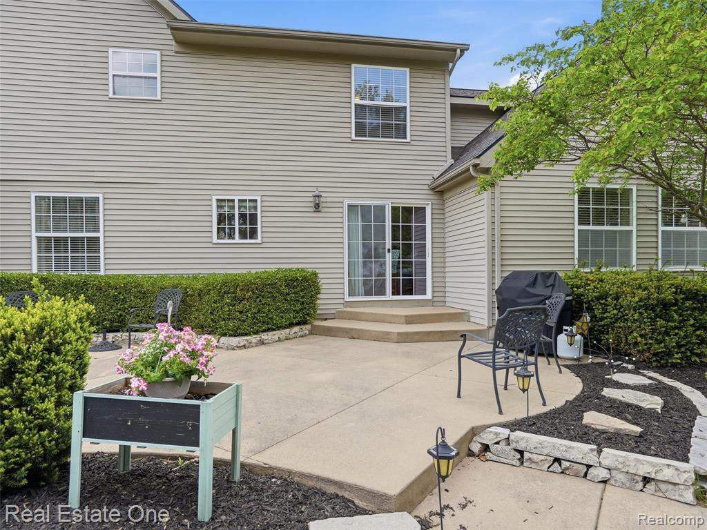 1786 Four Seasons Drive, Howell, MI 48843 — Photo 42