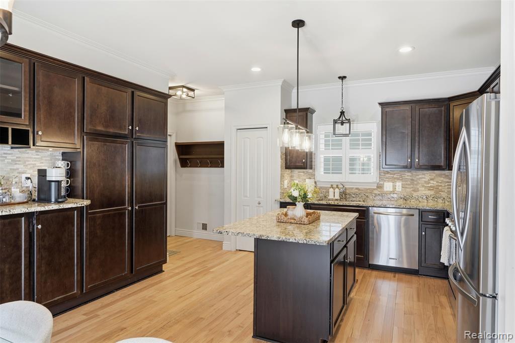 858 Reagan Street, Canton, MI 48188 — Photo 16