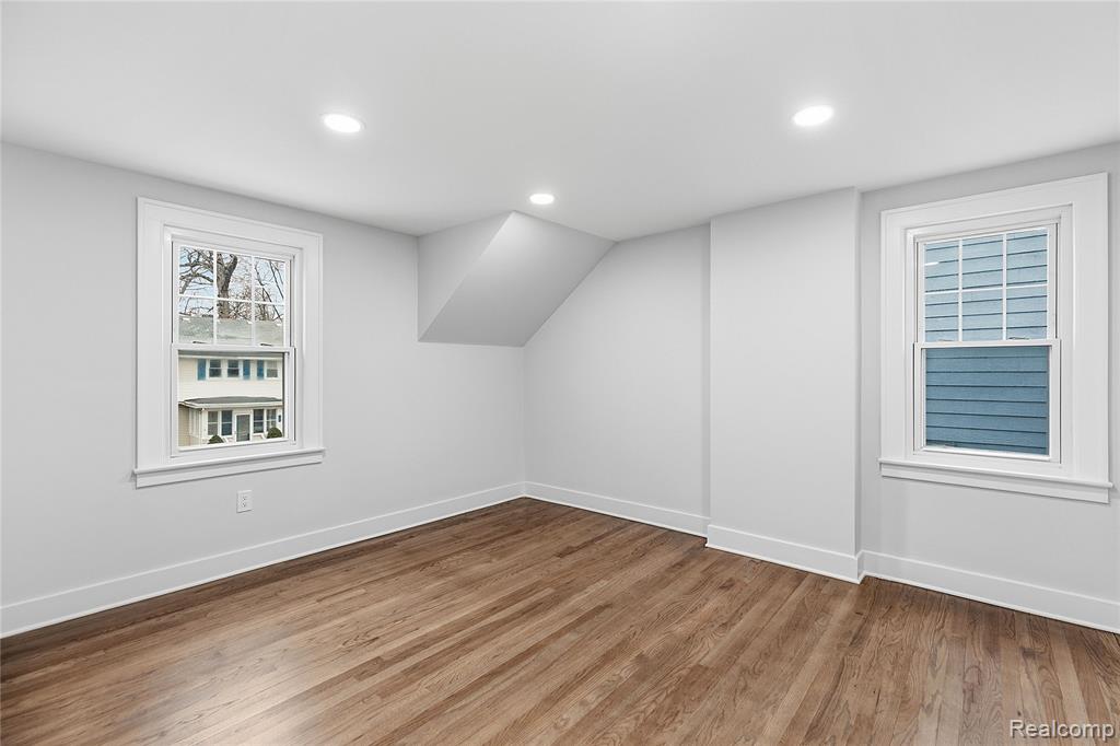 511 Gardenia Avenue, Royal Oak, MI 48067 — Photo 28