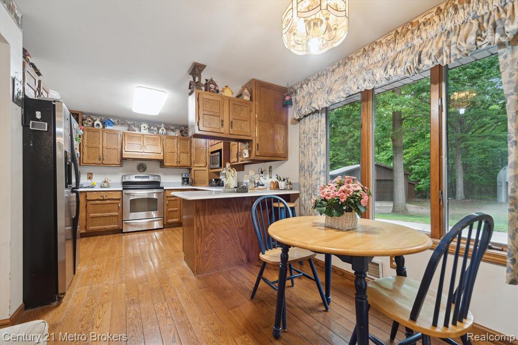 14210 W Burt Road W, Chesaning, MI 48616 — Photo 10