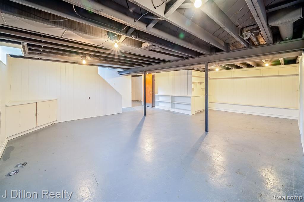 6639 SHARON Street, Garden City, MI — Photo 36