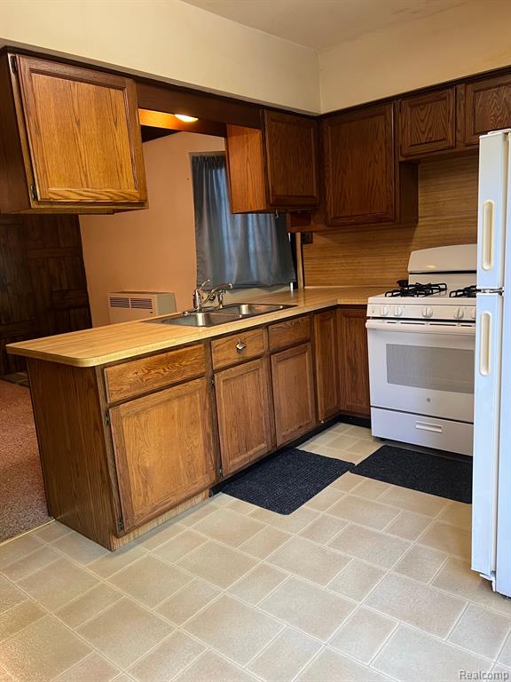 6818 SHERMAN Street, North Branch, MI 48461 — Photo 7