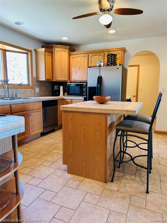 1390 N US 23, East Tawas, MI 48730 — Photo 16