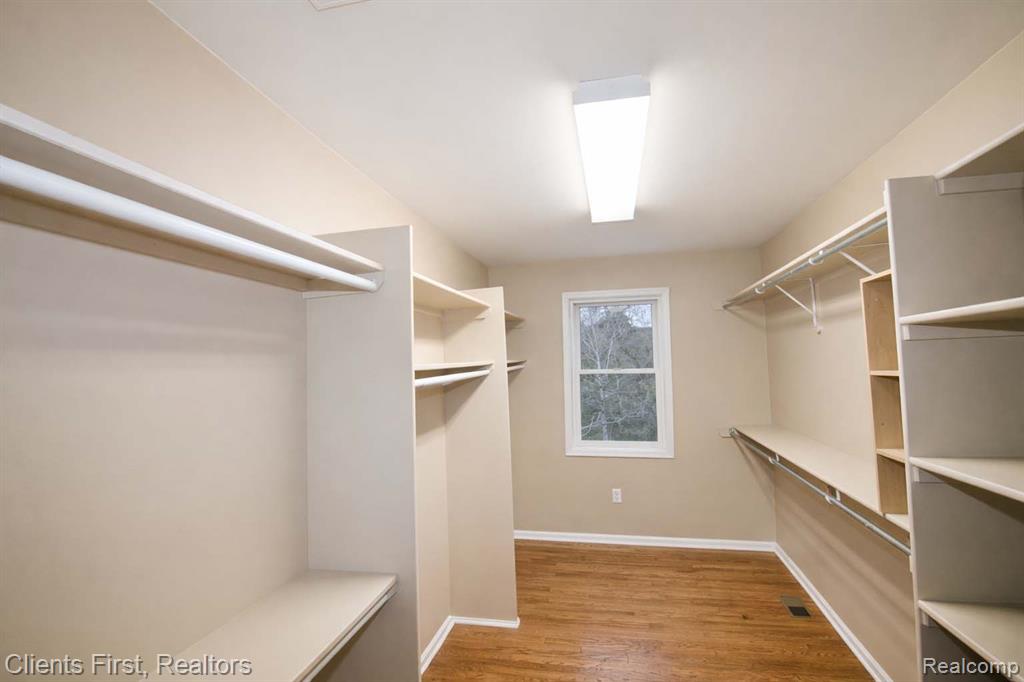 48318 Manhattan Circle, Canton, MI, 48188