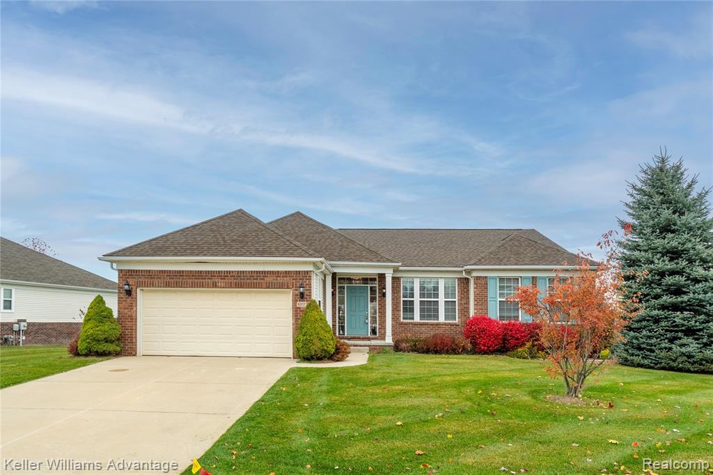 6317 Prairie Dunes Drive, Grand Blanc, MI 48439 — front exterior
