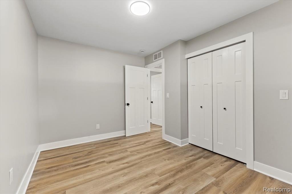 5698 Everest Drive, Clarkston, MI — Photo 20