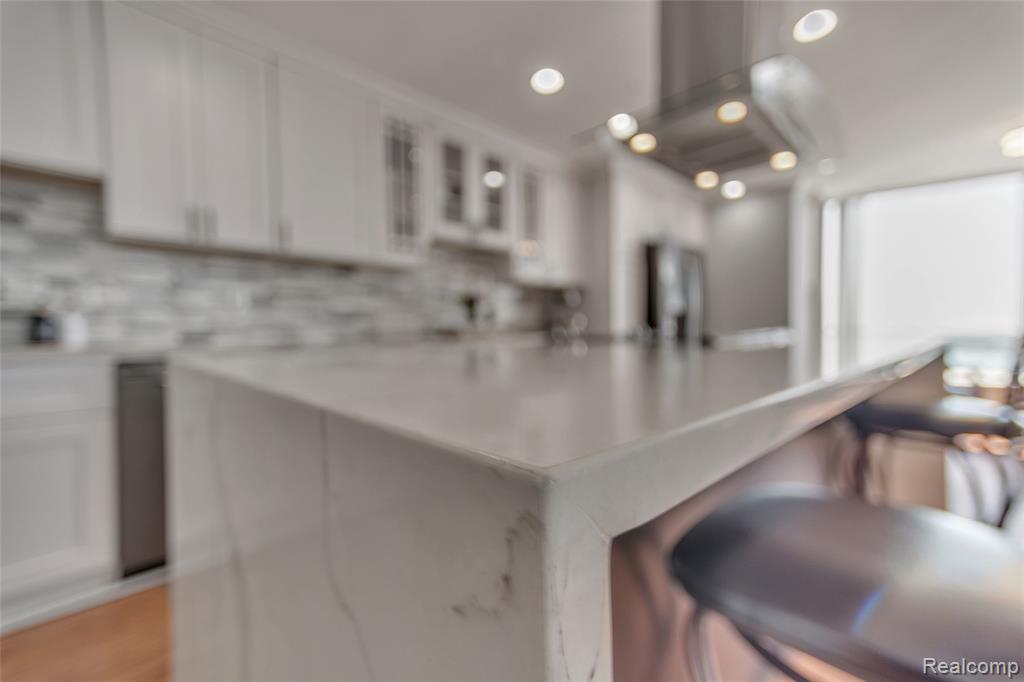 8200 E Jefferson Ave, 1610, Detroit, MI 48214 — Photo 15