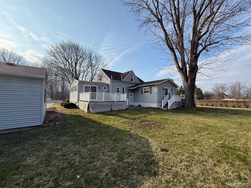 2329 Seymour Road, Swartz Creek, MI 48473 — Photo 16