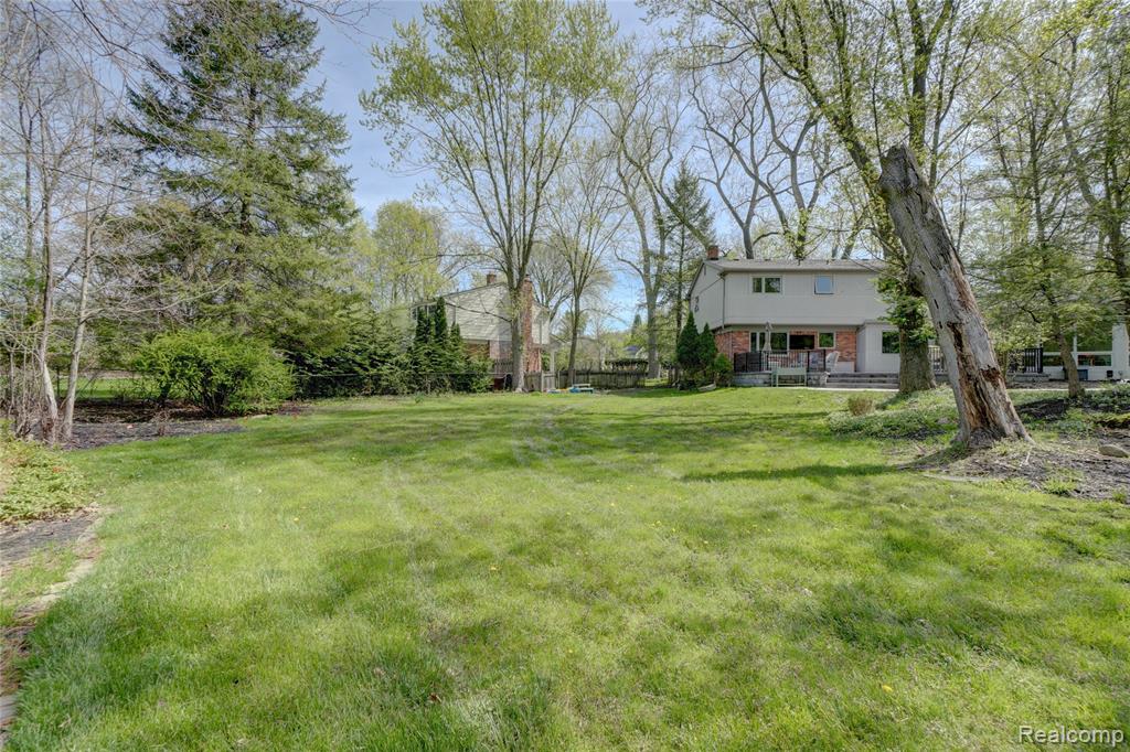 19341 Devonshire Street, Beverly Hills, MI 48025 — Photo 38
