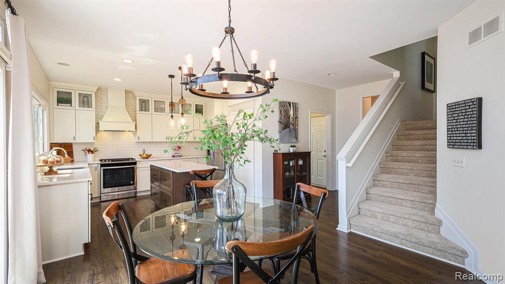 4153 HOLLY Lane, Rochester, MI 48306 — Photo 12