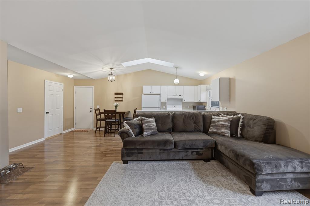 41781 King Edward Court, Clinton Twp, MI 48038 — Photo 7
