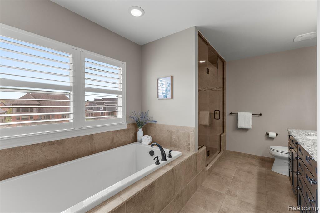 8439 Boulder Shores Drive, South Lyon, MI 48178 — Photo 49