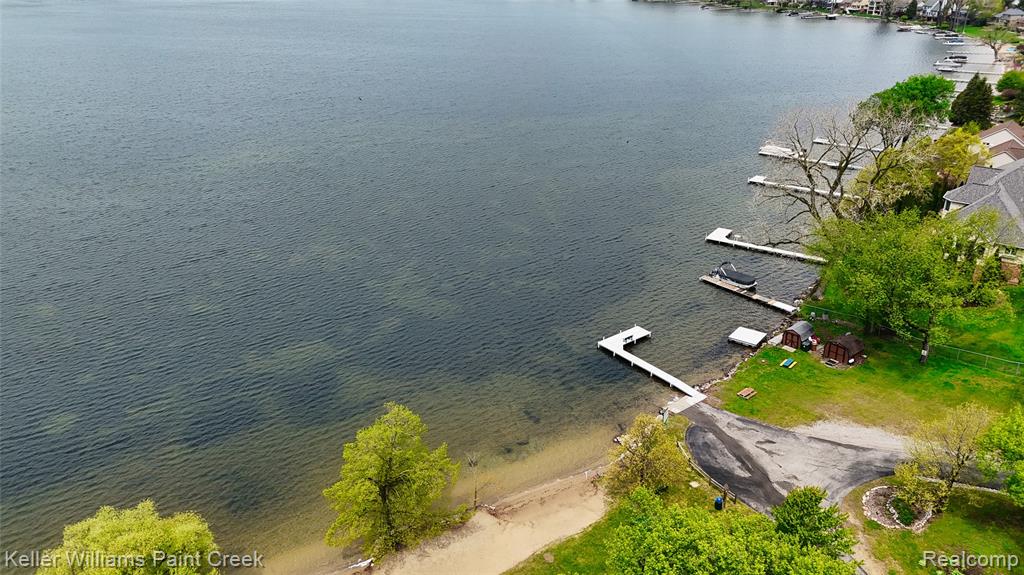 2799 Lochmoor Boulevard, Lake Orion, MI — Photo 5