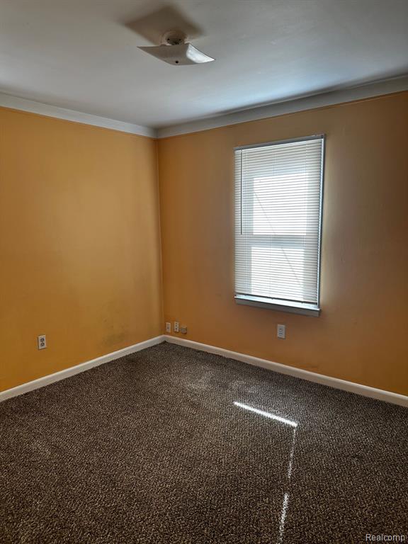 594 E BARRETT Avenue, Madison Heights, MI 48071 — Photo 10