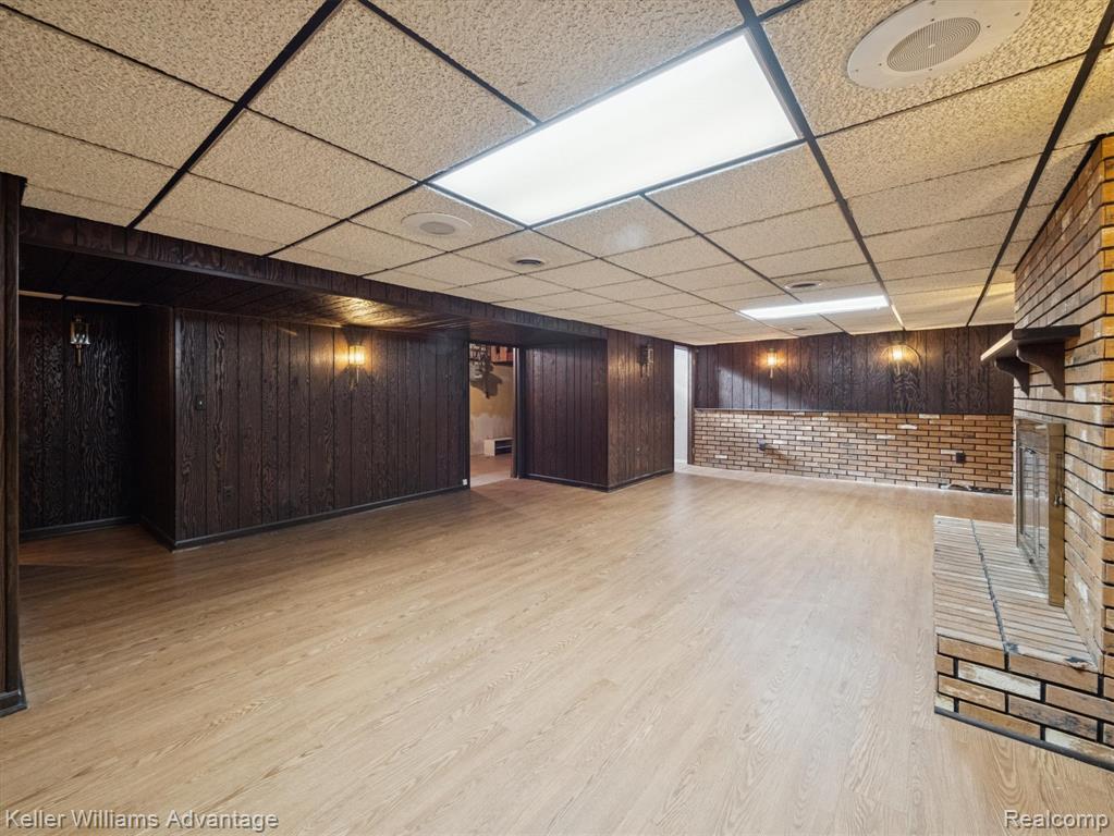 6450 Fenton Street, Dearborn Heights, MI 48127 — Photo 23
